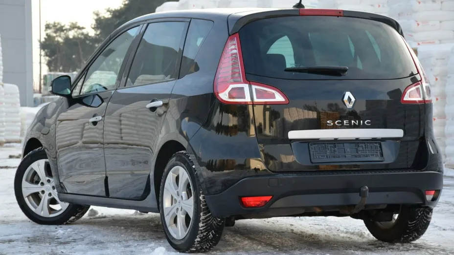 RENAULT Scenic -