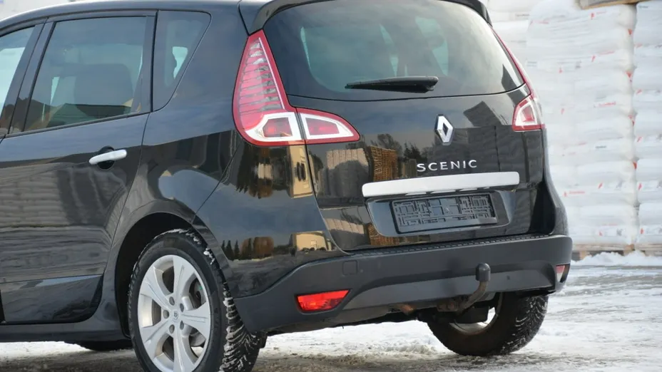 RENAULT Scenic -