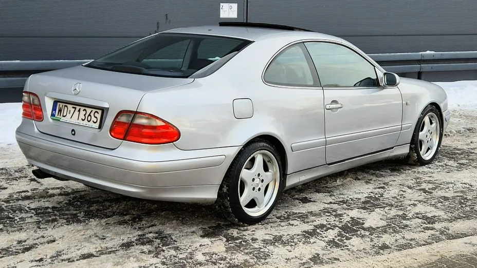 MERCEDES-BENZ CLK -