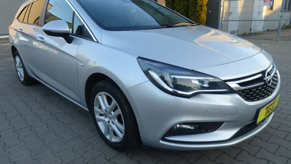 OPEL Astra -