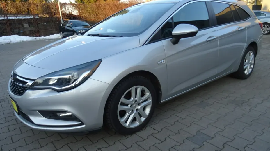 OPEL Astra -
