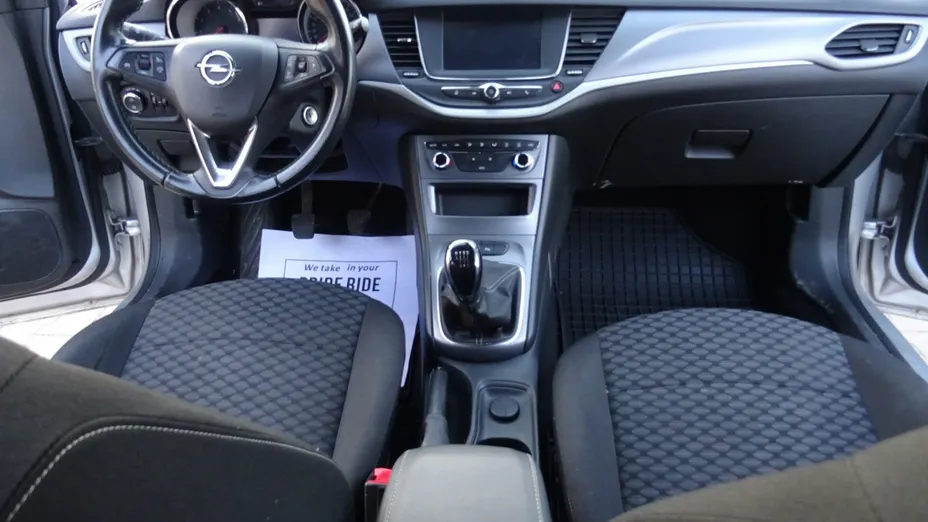OPEL Astra -