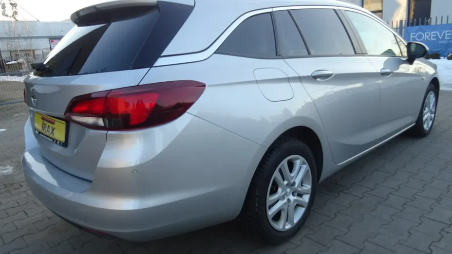 OPEL Astra -