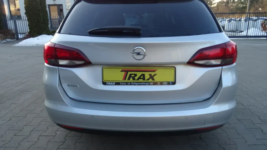 OPEL Astra -
