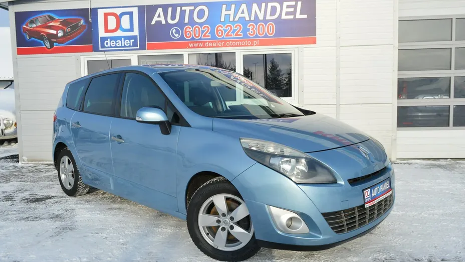RENAULT Scenic -
