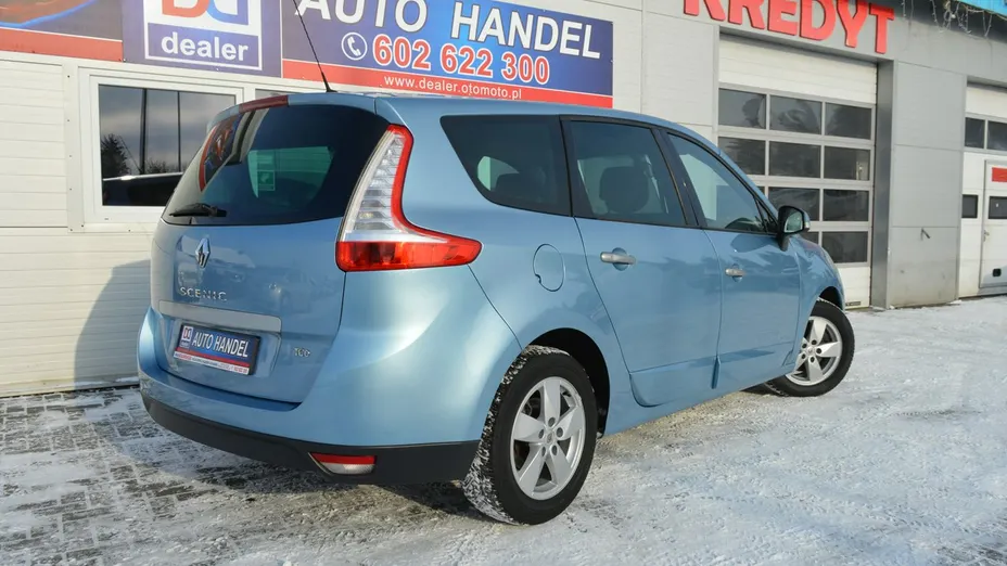 RENAULT Scenic -