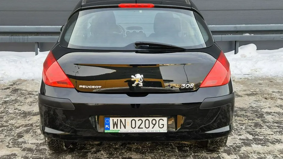 PEUGEOT 308 -