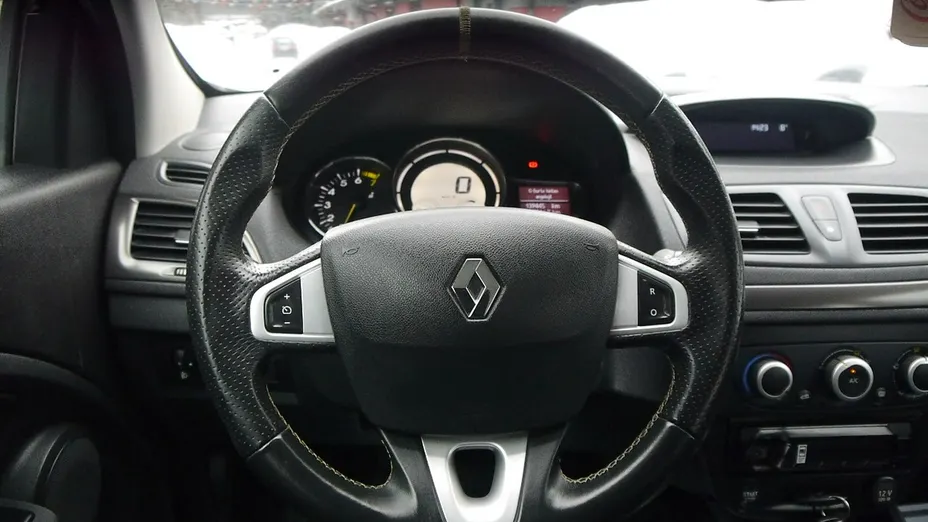 RENAULT Megane -