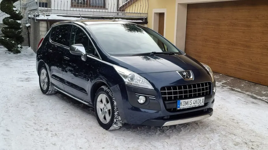 PEUGEOT 3008 -