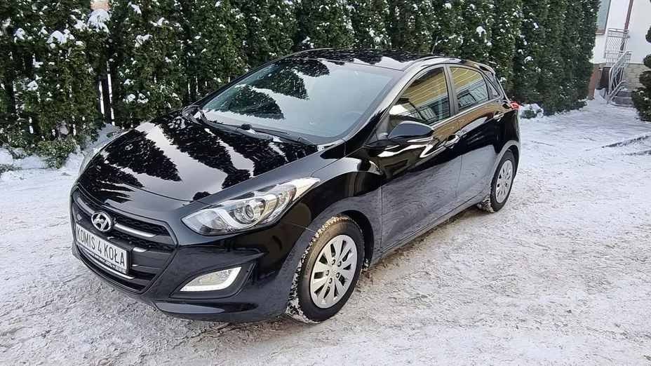 HYUNDAI i30 -