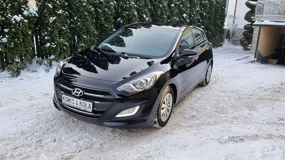 HYUNDAI i30 -