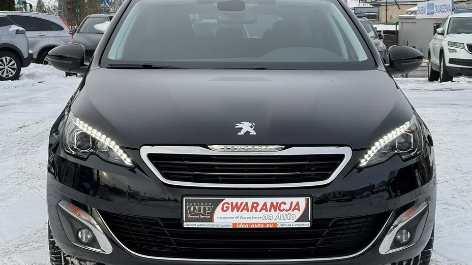 PEUGEOT 308 -