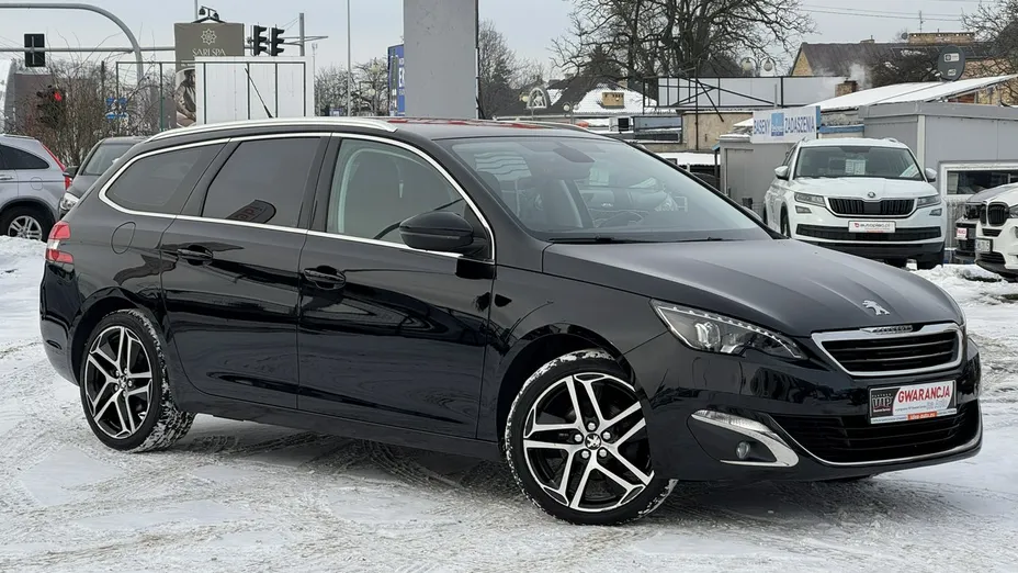 PEUGEOT 308 -