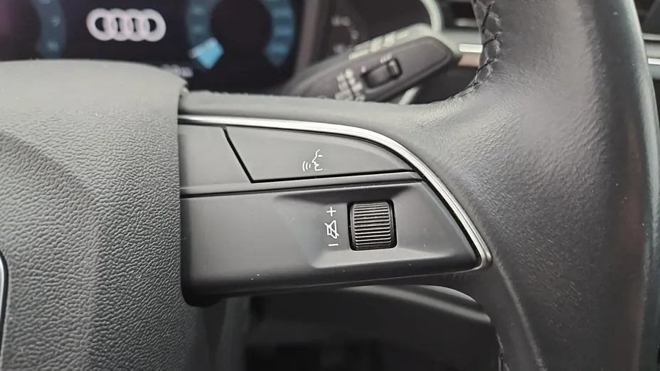 AUDI Q3 -