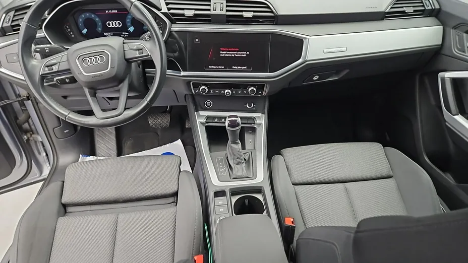 AUDI Q3 -