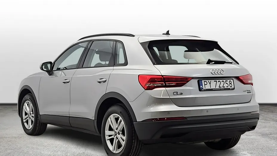 AUDI Q3 -