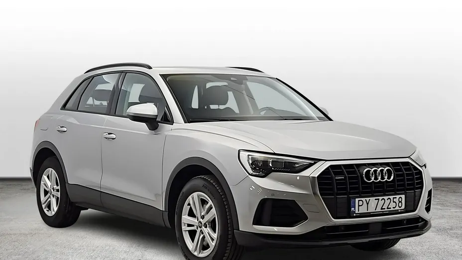 AUDI Q3 -