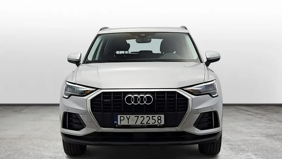 AUDI Q3 -