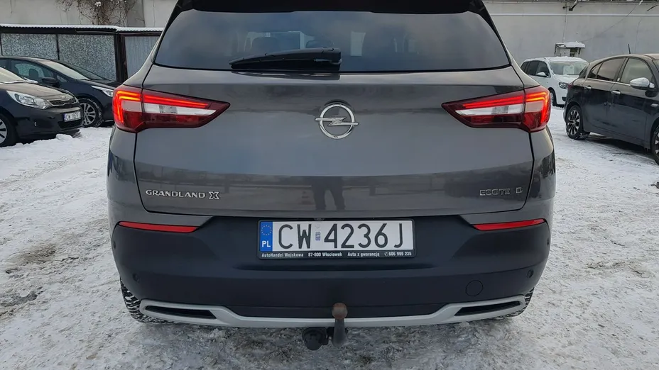 OPEL Grandland X -