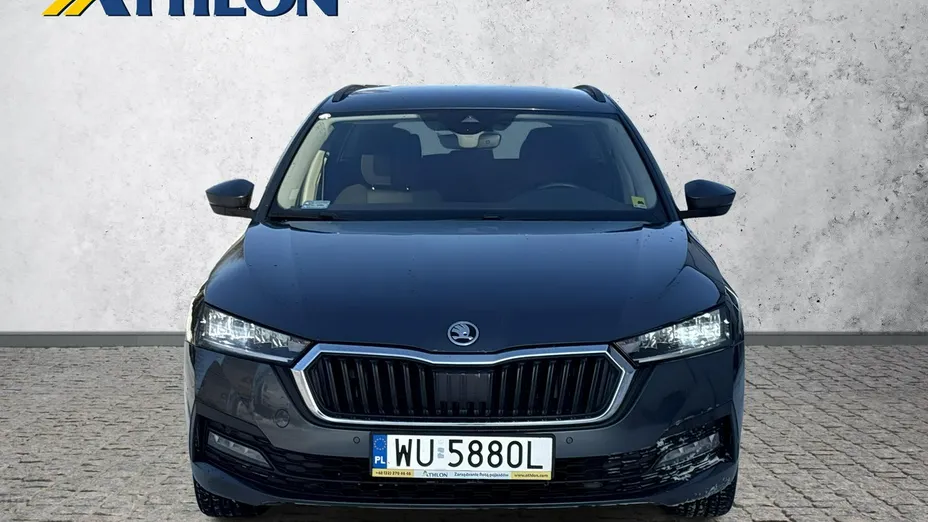 SKODA Octavia -