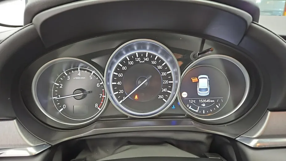 MAZDA 6 -
