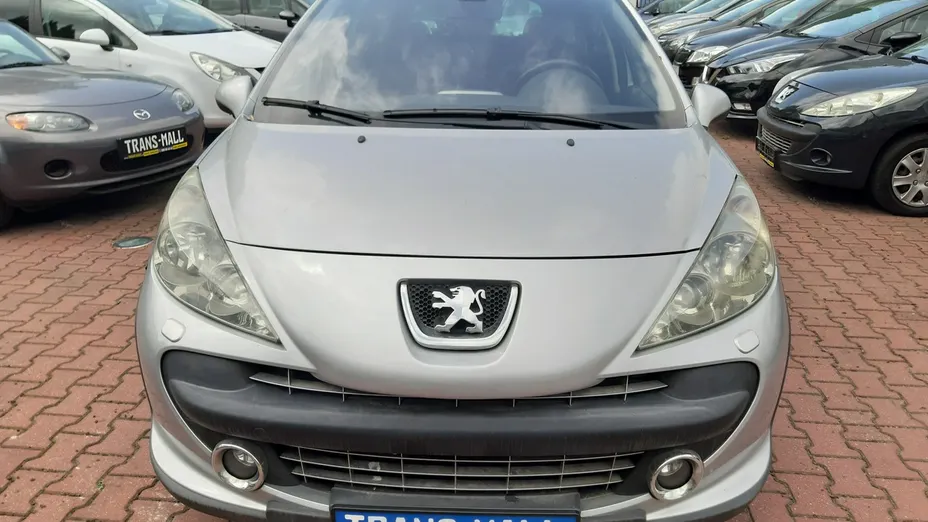 PEUGEOT 207 -