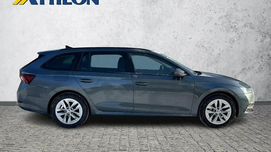 SKODA Octavia -