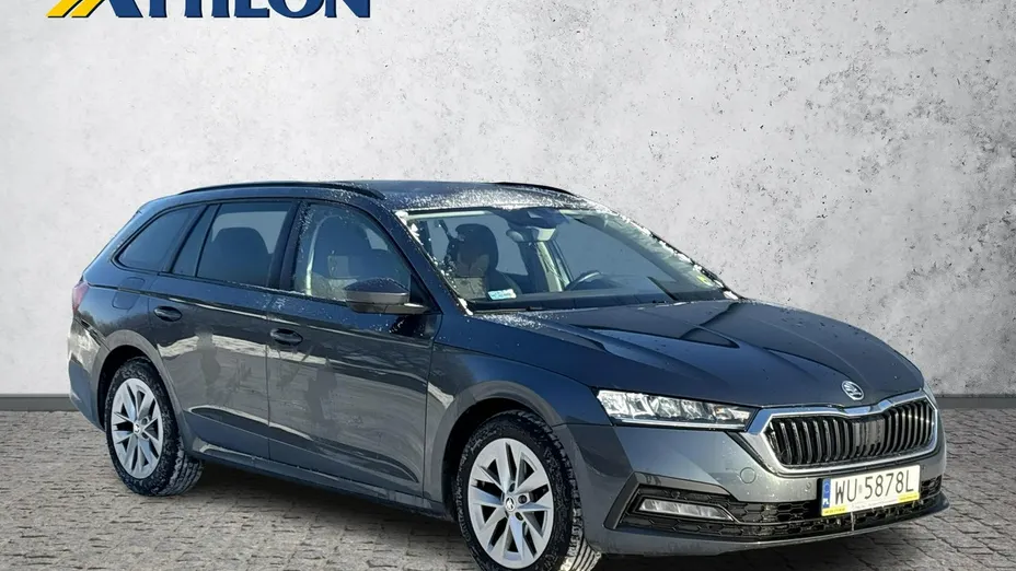 SKODA Octavia -
