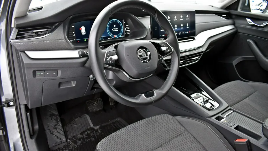 SKODA Octavia -