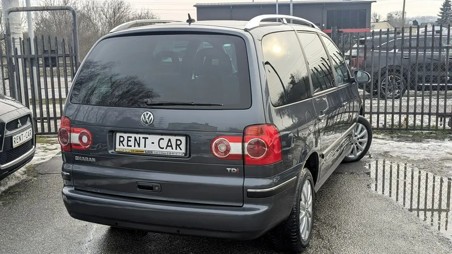VOLKSWAGEN Sharan -