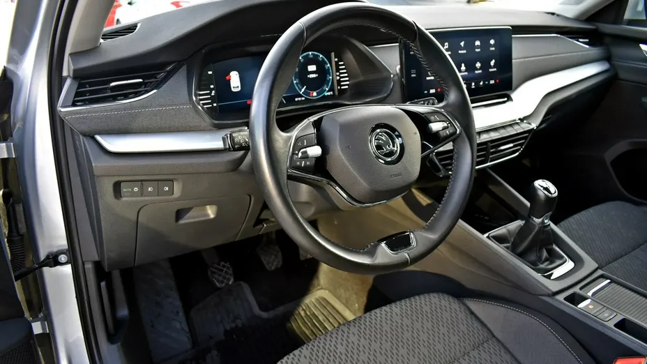 SKODA Octavia -