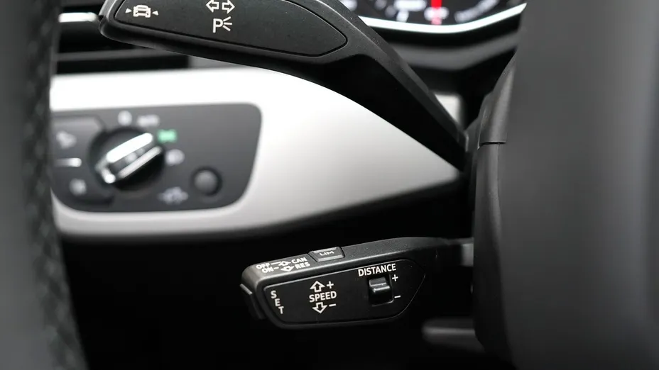 AUDI A4 A4 35 TDI mHEV S tronic