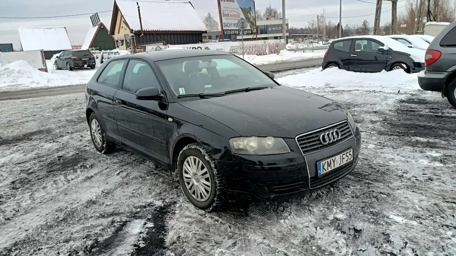AUDI A3 -