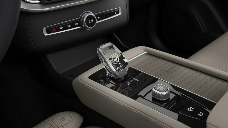 VOLVO XC90 -