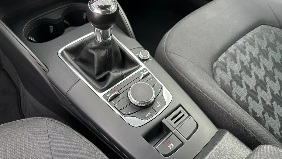 AUDI A3 Sportback -