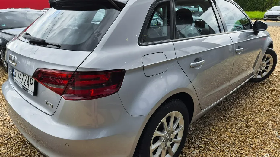 AUDI A3 Sportback -