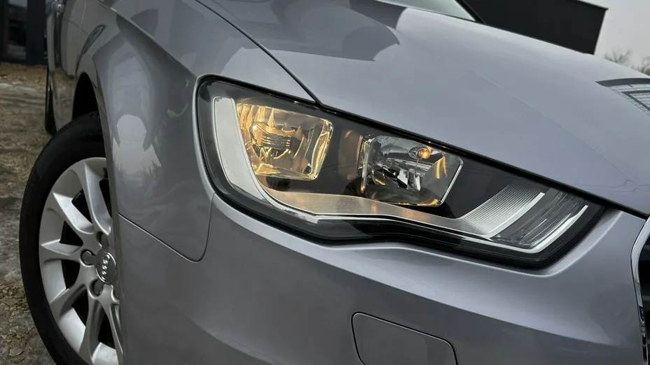AUDI A3 Sportback -
