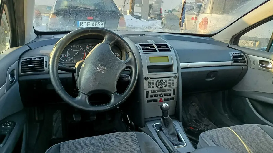 PEUGEOT 407 -