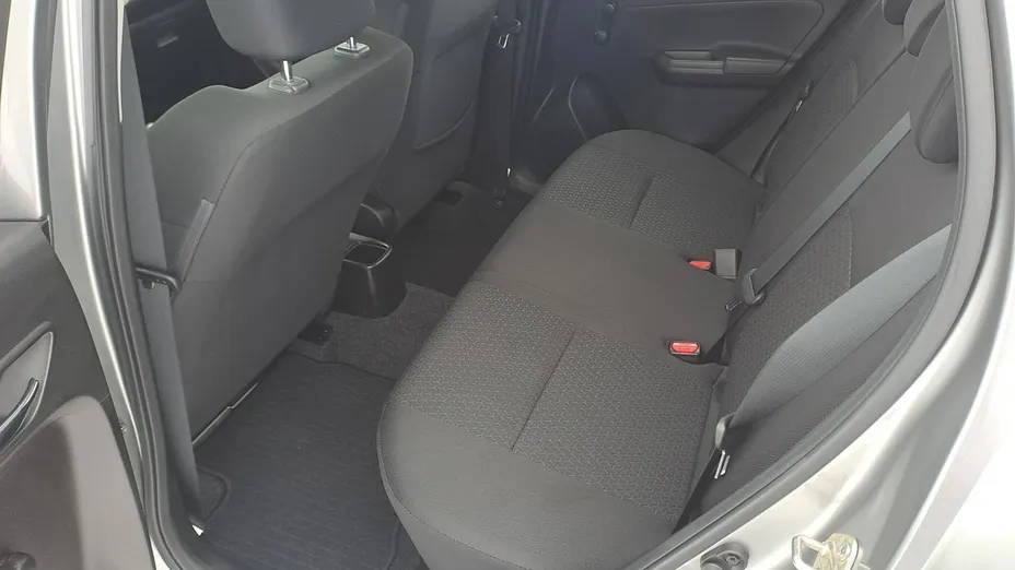 SUZUKI Swift -