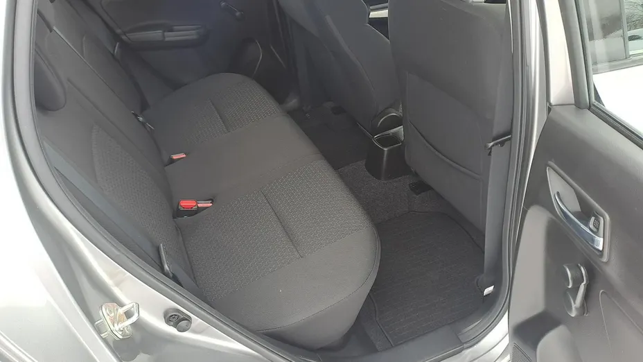 SUZUKI Swift -