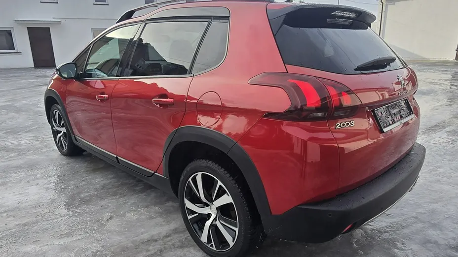 PEUGEOT 2008 -