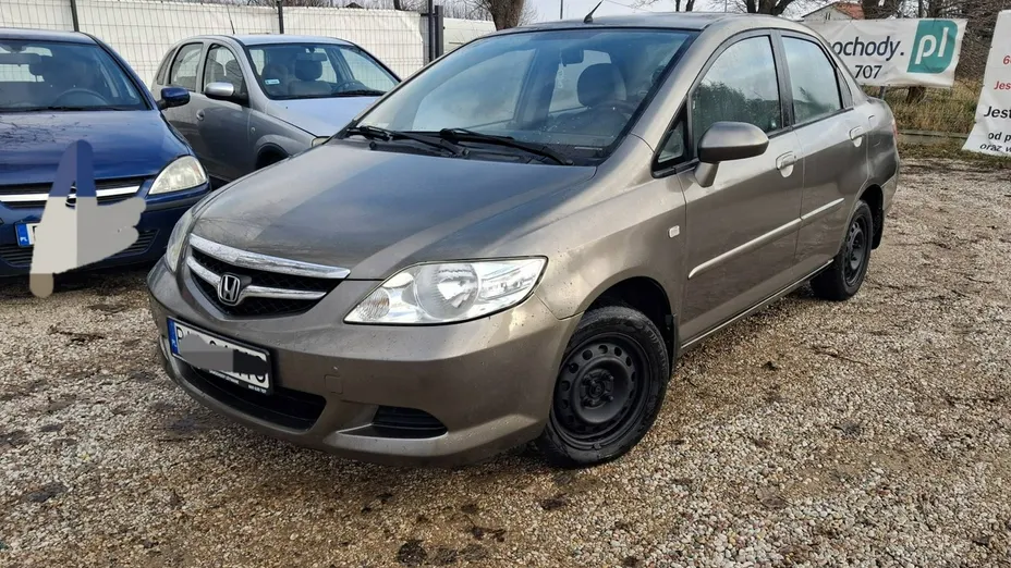 HONDA City -