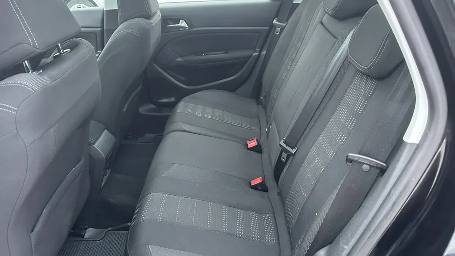 PEUGEOT 308 -