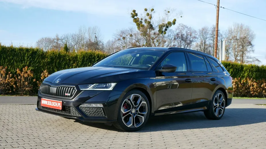 SKODA Octavia -