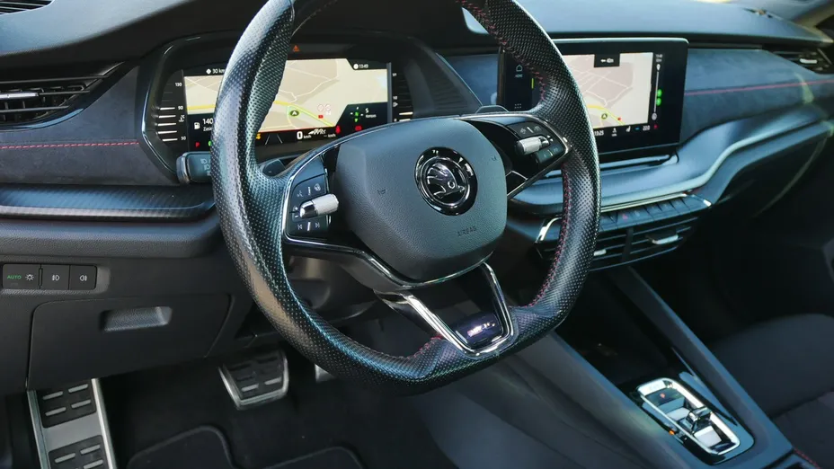 SKODA Octavia -