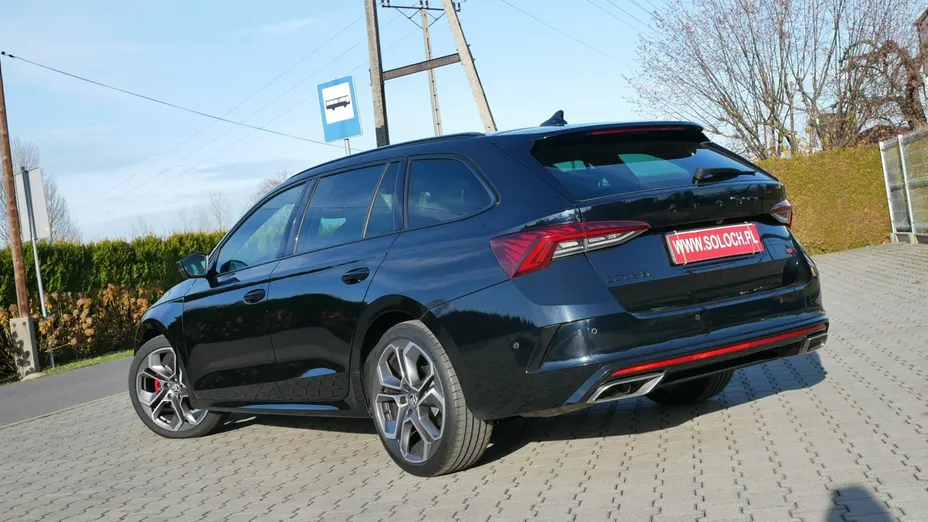 SKODA Octavia -