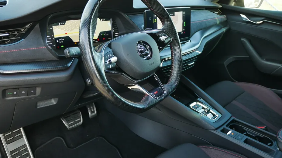 SKODA Octavia -