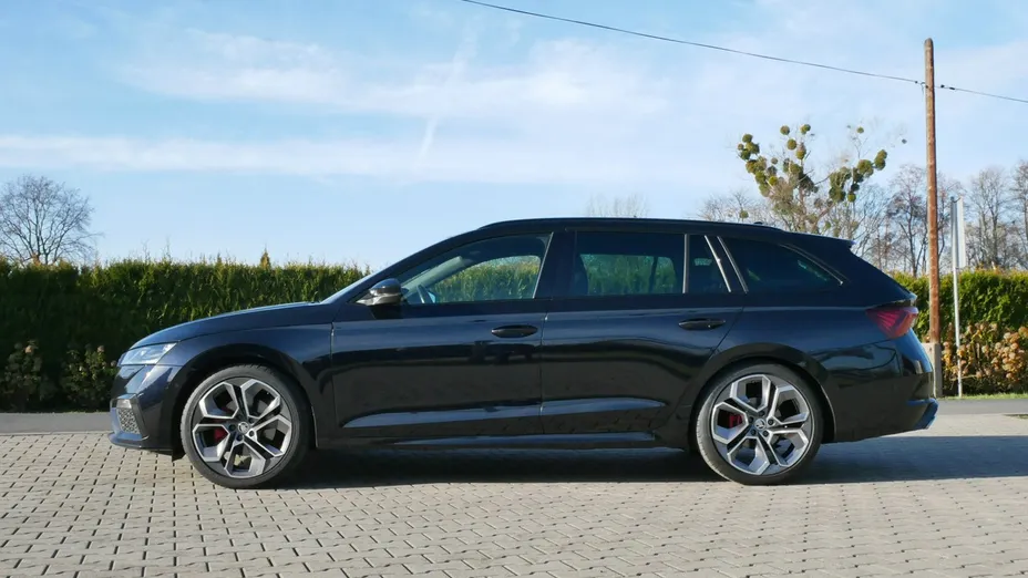 SKODA Octavia -