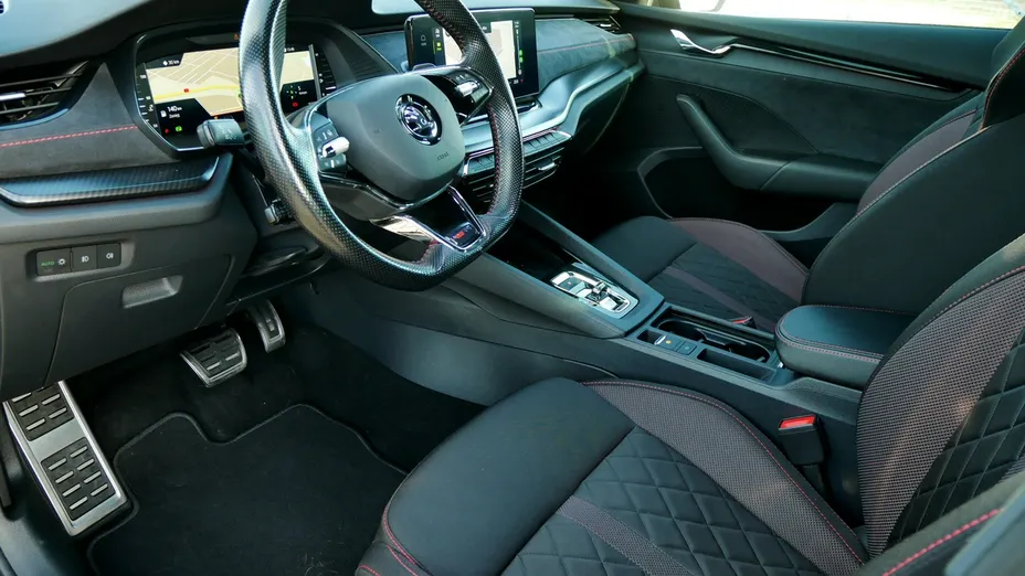 SKODA Octavia -