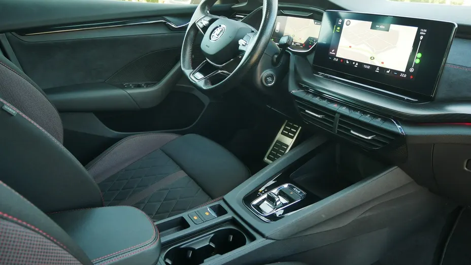 SKODA Octavia -